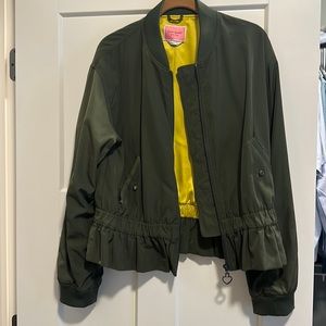 Kate spade Spring Jacket green perfect shape. Worn once